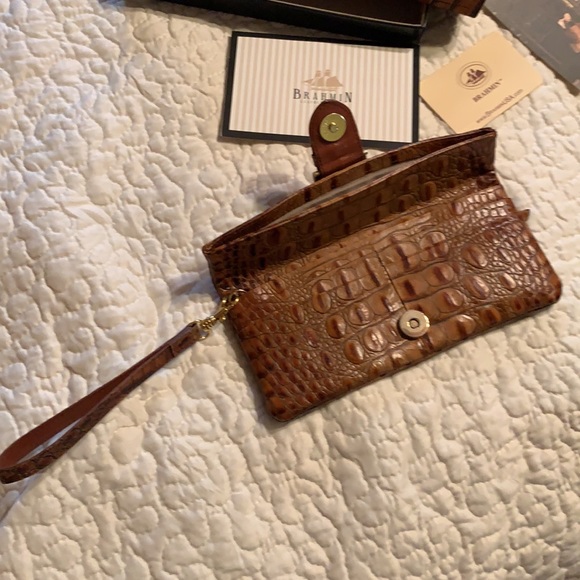 Brahmin clutch bag & cool box- have all the tags - Picture 3 of 10